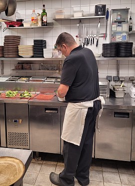Le chef aux fourneaux